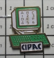 811B Pin's Pins / Beau Et Rare / INFORMATIQUE / MINITEL VERT ET BLANC CIPAC - Informática