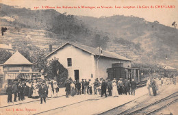 Le CHEYLARD (Ardèche) - Gare Avec Train - Réception De L'Oeuvre Des Enfants De La Montagne - Voyagé 1909 (2 Scans) - Le Cheylard