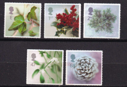 191 GRANDE BRETAGNE 2002 - Y&T 2379/83 - Noel Sapin Lierre Gui Pomme De Pin - Neuf ** (MNH) Sans Charniere - Unused Stamps