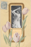 Cpa Gaufrée, Portrait Femme, Tulipes - Other & Unclassified