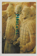 Chine. Armée De Qin. Figures Of Warriors Terre Cuite - Chine