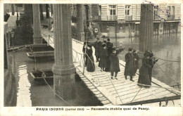 PARIS INONDE PASSERELLE ETABLIE QUAI DE PASSY - Paris Flood, 1910
