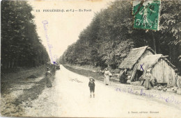 C. P. A. : 35 : FOUGERES : En Forêt, Animé, Timbre En 1908, Mention Manuscrite "on A été Boire Du Cidre" - Fougeres