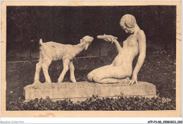 AFPP3-30-0206 - NIMES - Jardins De La Fontaine - La Jeune Fille Au Chevreau - Combier - Sculpteur-statuaire - Nîmes
