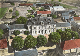 CPSM  Saint Claude De Diray  Le Groupe Scolaire Et La Mairie - Autres & Non Classés