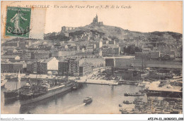 AFZP4-13-0258 - MARSEILLE - Un Coin Du Vieux Port Et Notre-dame De La Garde - Alter Hafen (Vieux Port), Saint-Victor, Le Panier