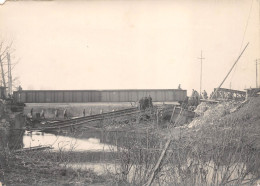 DERCY Chemin De Fer Guerre 14/18 - Photo Du Pont Détruit Sur La Serre Lors D'une Inspection Militaire Nov1918 - Guerre, Militaire