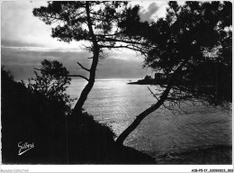 AIBP5-17-0498 - Crépuscule Sur La Pointe De NAUZAN  - Autres & Non Classés