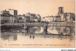 AIBP4-17-0427 - LA ROCHELLE - Le Quai Maubec Et Saint-nicolas  - La Rochelle