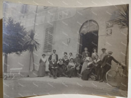 Italia Foto Persone ALBERGO E PENSIONE LA POSTA. San Marcello (Piteglio) 1912. 105x78 Mm - Europe