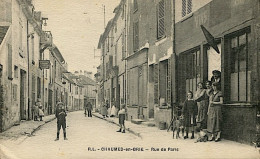 CPA 77 - Chaumes-en-Brie - La Rue De Paris - Autres & Non Classés