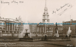 R004080 Trafalgar Square Showing Fountains And St. Martins Church. London. Horwo - Autres & Non Classés