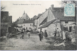 C. P. A. : 21 : THOISY LA BERCHERE : Entrée Du Bourg, Animé, Timbre En 1905 - Sonstige & Ohne Zuordnung