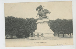 CHINON - Statue De JEANNE D'ARC - Chinon