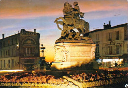 16 - Charente -  COGNAC -  La Statue Equestre De Francois 1er Vue De Nuit - Cognac