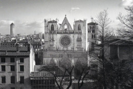 69 -  LYON - Primatiale Saint Jean Baptiste - Vue Sur La Facade Exterieure - Andere & Zonder Classificatie
