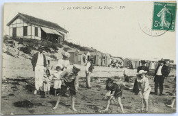C. P. A. : 17 : Ile De Ré : LA COUARDE : La Plage, Animé En Gros Plan, Timbre En 1909 - Ile De Ré