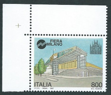 Italia, Italy, Italien, Italie 1997; Duomo Di Milano, Silhouette Milan Cathedral . Angolo. - Churches & Cathedrals