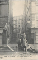 PARIS Crue De La Seine De Janvier 1910. Rue Maître Albert - Alluvioni Del 1910
