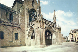 *CPM  - 35 - DOL DE BRETAGNE - Porche De La Cathédrale - Dol De Bretagne