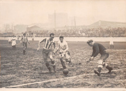 SAINT OUEN 1931 - Photo Originale D'un Match De Foot Entre Le Red Star Et L'AS Valentigney ( Club Du Doubs) - Deportes