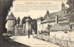 CPA Avallon Yonne, La Petite Porte - Autres & Non Classés