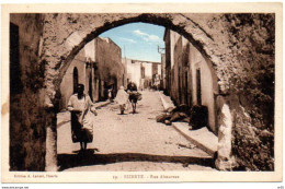 TUNISIE ( Afrique ) -  BIZERTE - Rue Aissaouas ( Colorisé ) - Tunisie