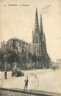 33 - Bordeaux - La Cathédrale - Animée - Automobiles - Oblitération Ronde De 1929 - CPA - Voir Scans Recto-Verso - Bordeaux