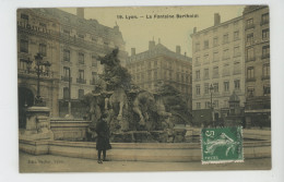 LYON - La Fontaine Bartholdi (belle Carte Glacée) - Sonstige & Ohne Zuordnung