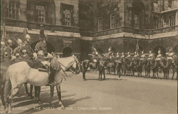 11193346 London Horse Guards
Changing Guard - Andere & Zonder Classificatie
