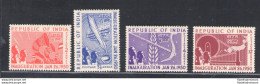 1950 INDIA - Inaugurazione Della Repubblica, Stanley Gibbons N. 329-32, Serie Di 4 Valori, MNH ** - Andere & Zonder Classificatie