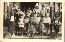 CP Carte Photo D'époque Photographie Vintage Enfant Bal Costumé Villerville ? - Other & Unclassified