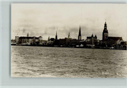 10151811 - Riga - Lettonia