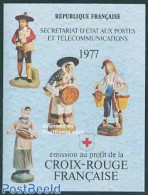 France 1977 Red Cross Booklet, Mint NH, Health - Various - Red Cross - Stamp Booklets - Costumes - Ongebruikt