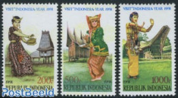 Indonesia 1991 Tourism 3v, Mint NH, Performance Art - Various - Dance & Ballet - Costumes - Baile