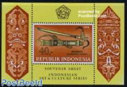 Indonesia 1976 Art & Culture S/s Perforated, Mint NH, Various - Weapons - Ohne Zuordnung