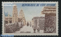Ivory Coast 1966 Street In Kong 1v, Mint NH, Nature - Various - Cattle - Street Life - Art - Architecture - Ungebraucht