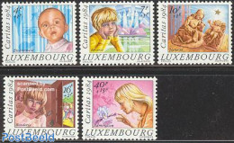 Luxemburg 1984 Caritas 5v, Mint NH, Nature - Religion - Cats - Christmas - Unused Stamps