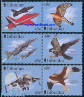 Gibraltar 2001 Wings Of Prey 3x2v [:], Mint NH, Nature - Transport - Birds - Birds Of Prey - Aircraft & Aviation - Vliegtuigen