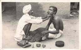 India - Street Barber - REAL PHOTO Year 1937 - India