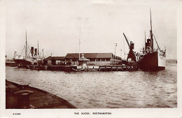 England - Hants - SOUTHAMPTON The Docks - Southampton