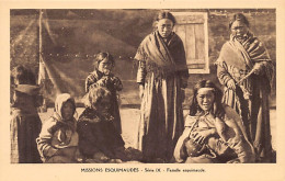 Canada - Eskimo Missions, Nunavut - Eskimo Family - Publ. Oblate Missionaries Of Mary Immaculate - Serie IX - Nunavut