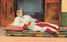 Algérie - Fatma Dans Son Intérieur - Ed. LL Lévy 7074 - Femmes