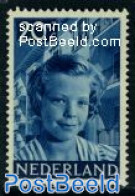 Netherlands 1951 20+7c Girl In City, Mint NH - Unused Stamps