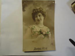 FRANCE  POSTCARDS  WOMENS  1918 - Other & Unclassified