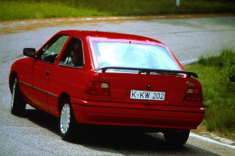 Dia0038/  4 X DIA Foto Ford Escort Sport Ca.1990 - Auto's