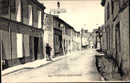CPA Tonnay Charente En Charente Maritime, Straßenpartie - Otros & Sin Clasificación