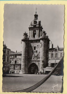 17. LA ROCHELLE – Tour De La Grosse Horloge (animée / Publicité) CPSM (voir Scan Recto/verso) - La Rochelle