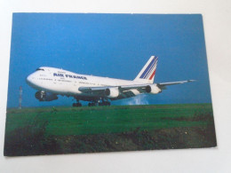 D203105    CPM  Airplane Avion Aircraft -  Air France  Boeing 747-228B Combi  Paris CDG 1998 - 1946-....: Ere Moderne