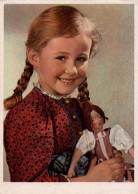 H2492 - Kleines Mädchen Lange Zöpfe Puppe Spielzeug - Portretten